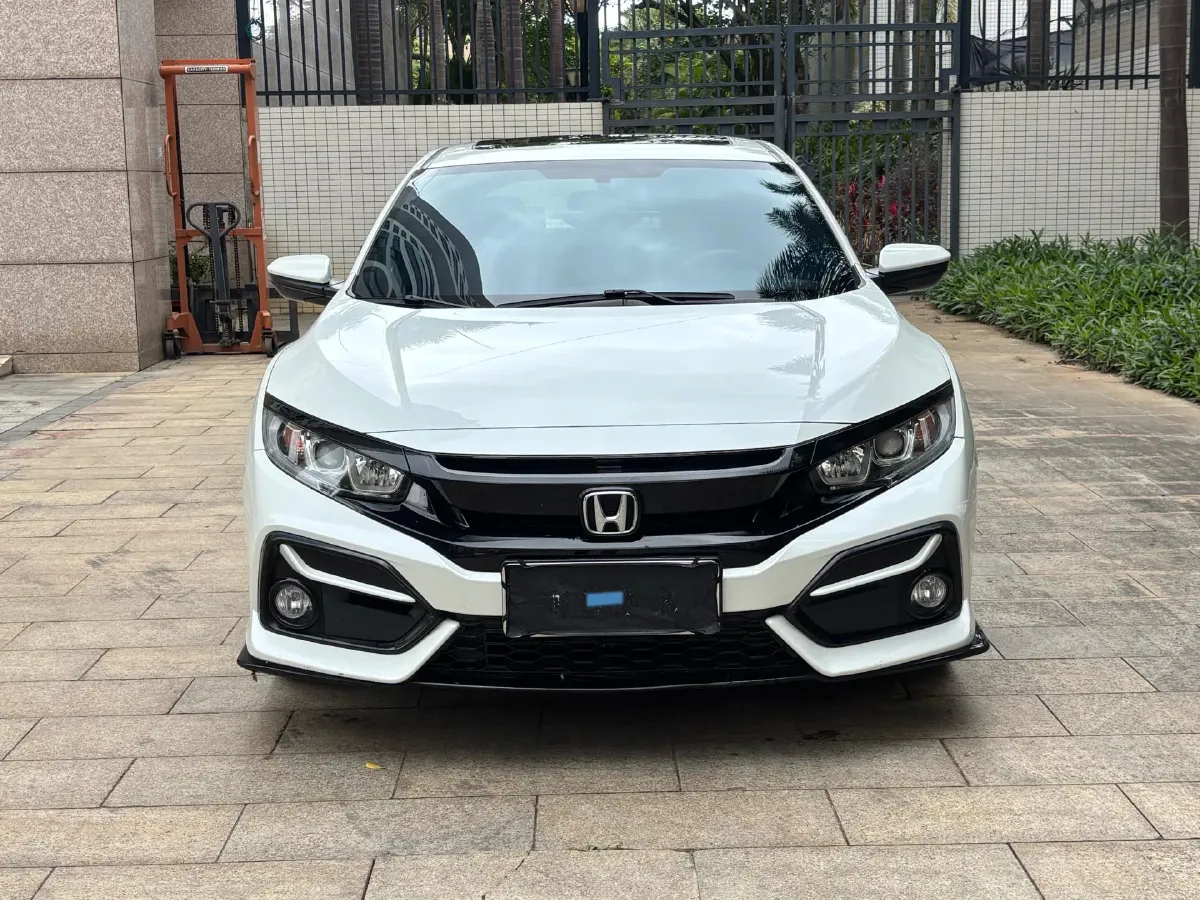 2021 Honda Civic 1.5T 177HP L4 CVT,autocango,china used car exporter,china ev exporter,chinese used car exporter,chinese used ev exporter