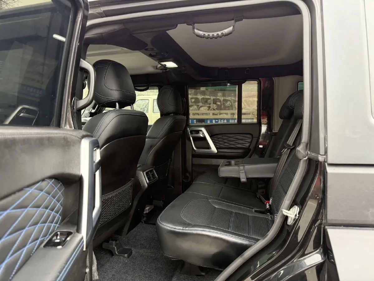 2019 Beijing BJ40 2.3T 231HP L4 6AT,autocango,china used car exporter,china ev exporter,chinese used car exporter,chinese used ev exporter