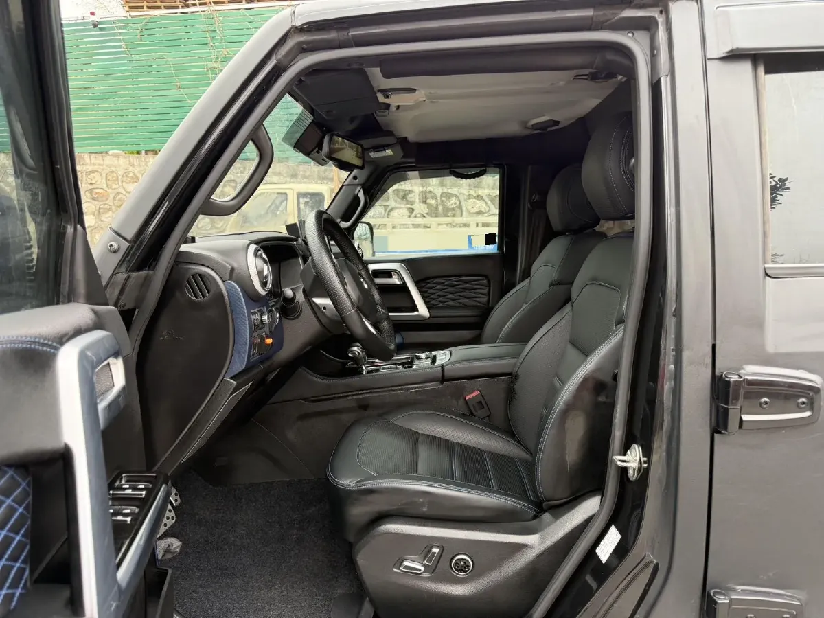 2019 Beijing BJ40 2.3T 231HP L4 6AT,autocango,china used car exporter,china ev exporter,chinese used car exporter,chinese used ev exporter