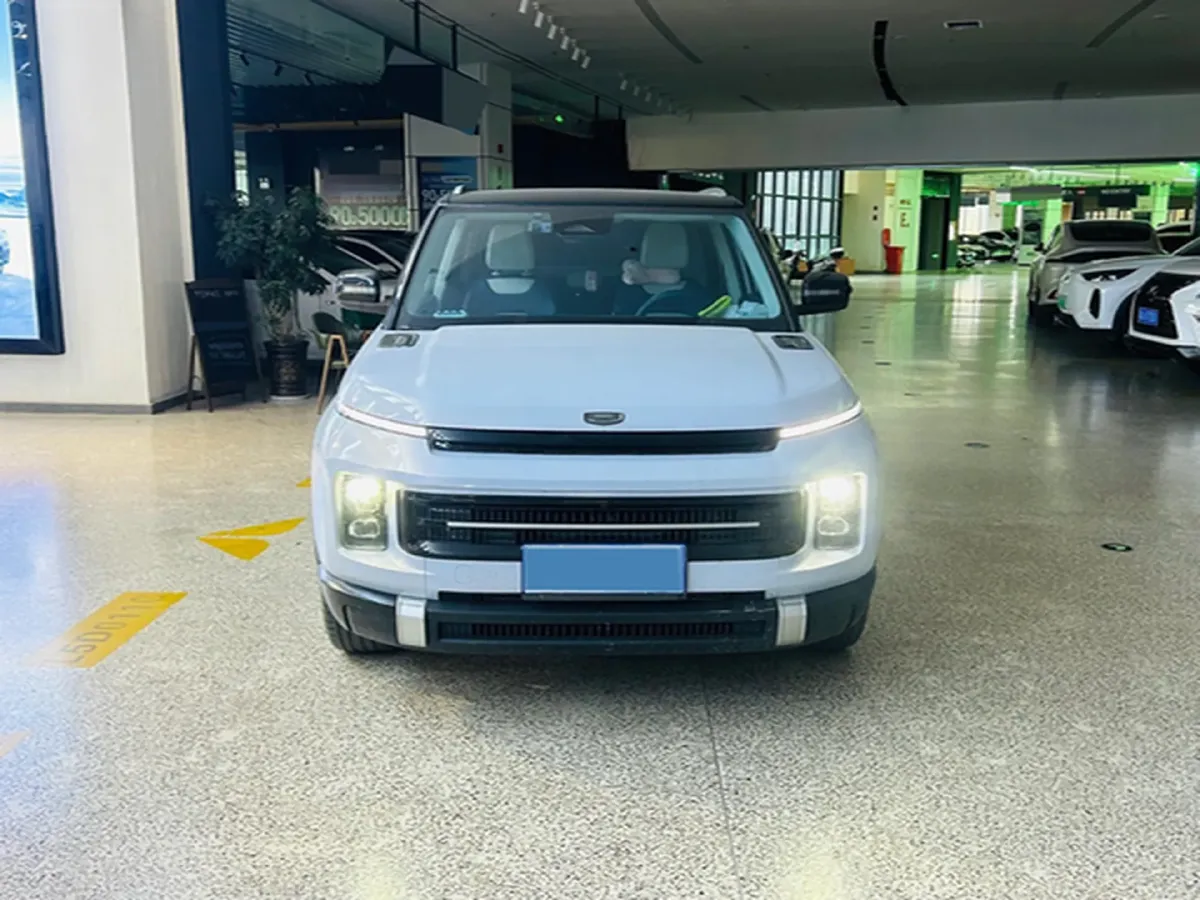2023 Geely ICON 1.5T 181HP L4 7DCT,autocango,china used car exporter,china ev exporter,chinese used car exporter,chinese used ev exporter