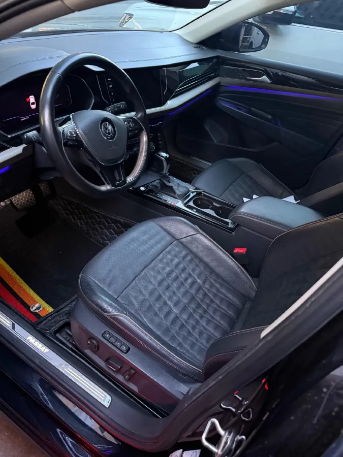 2019 Volkswagen Passat 2.0T 186HP L4 7DCT,autocango,china used car exporter,china ev exporter,chinese used car exporter,chinese used ev exporter