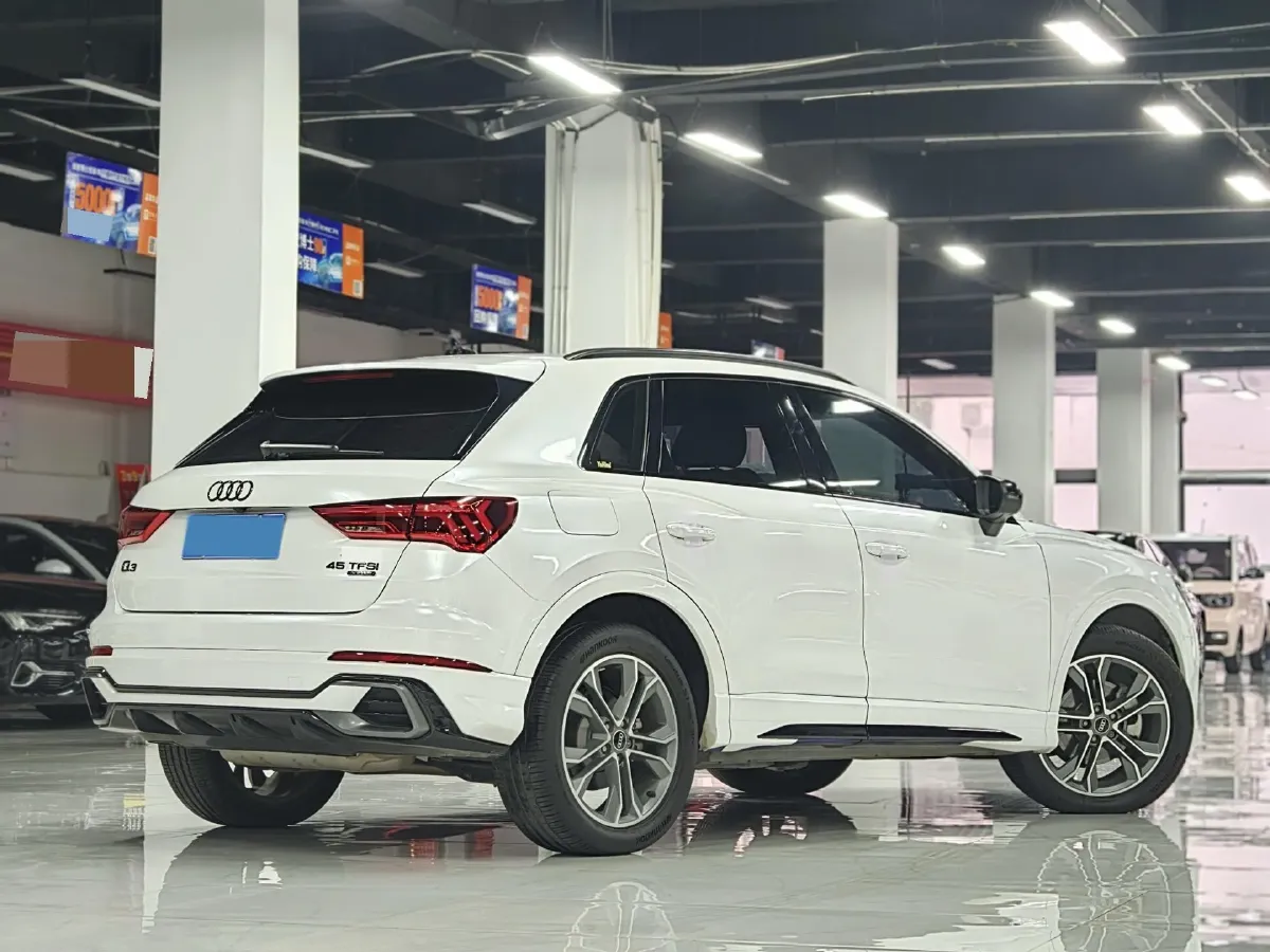 2023 Audi Q3 2.0T 220HP L4 7DCT,autocango,china used car exporter,china ev exporter,chinese used car exporter,chinese used ev exporter