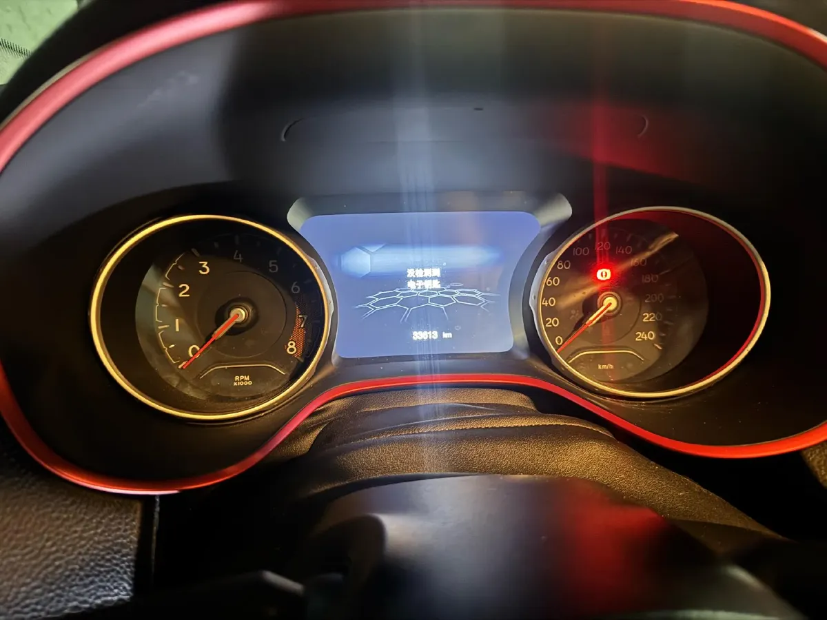 2017 Jeep Compass 2.4L 175HP L4 9AT,autocango,china used car exporter,china ev exporter,chinese used car exporter,chinese used ev exporter