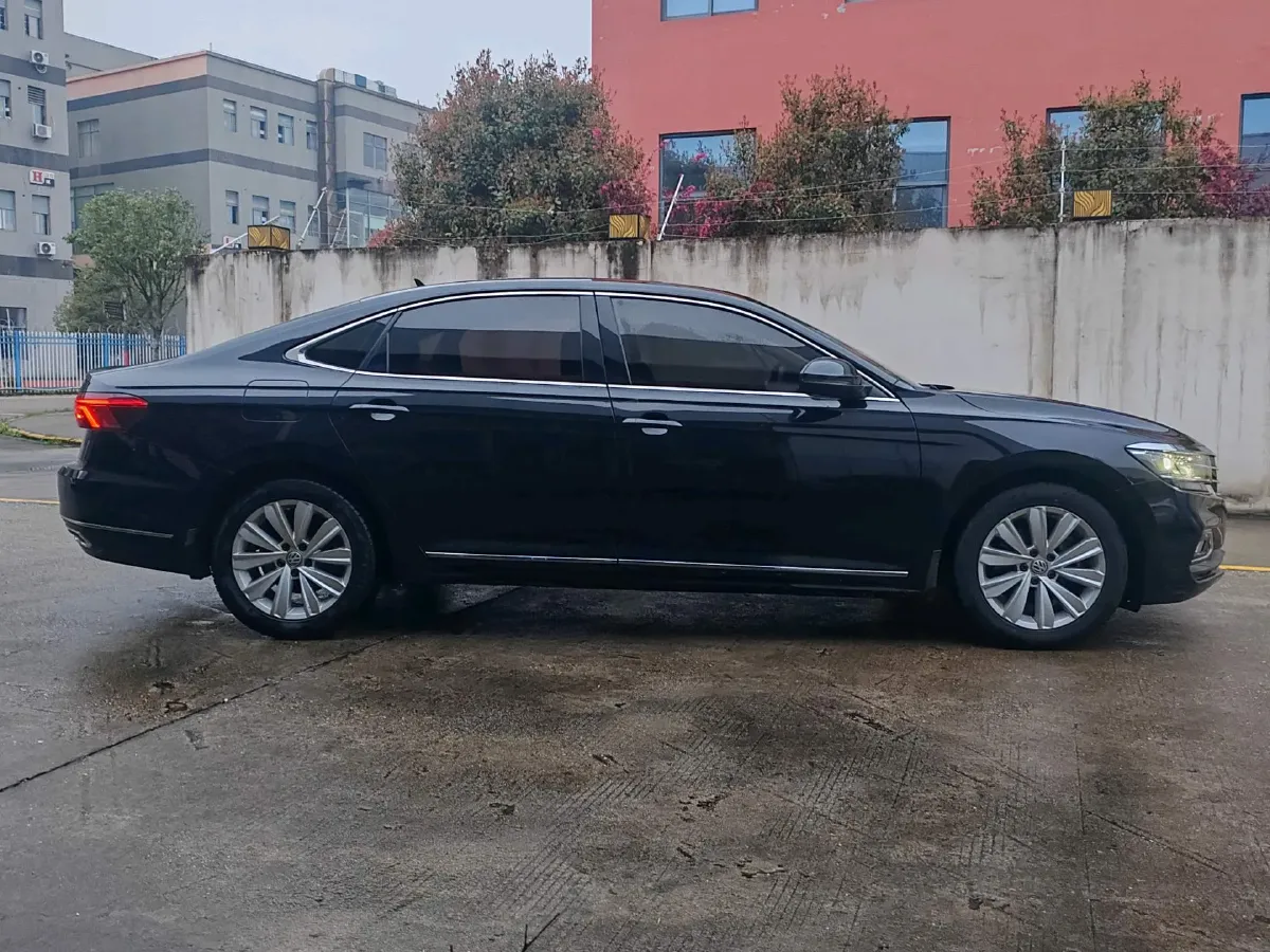 2019 Skoda Kodiak 2.0T 186HP L4 7DCT,autocango,china used car exporter,china ev exporter,chinese used car exporter,chinese used ev exporter