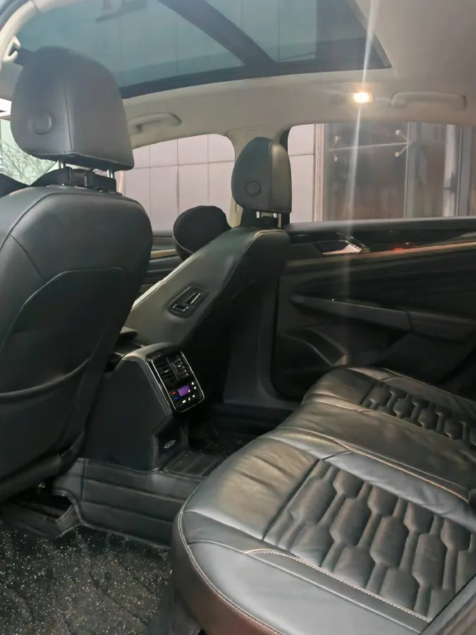 2019 Skoda Kodiak 2.0T 186HP L4 7DCT,autocango,china used car exporter,china ev exporter,chinese used car exporter,chinese used ev exporter