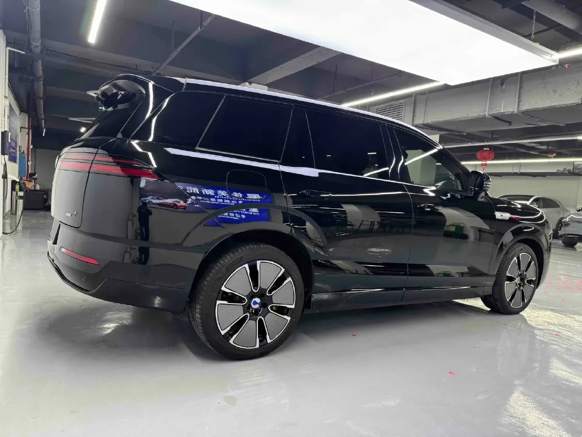 2025 Denza DenzaN8L 2.0T 207HP L4 E-CVT PHEV,autocango,china used car exporter,china ev exporter,chinese used car exporter,chinese used ev exporter