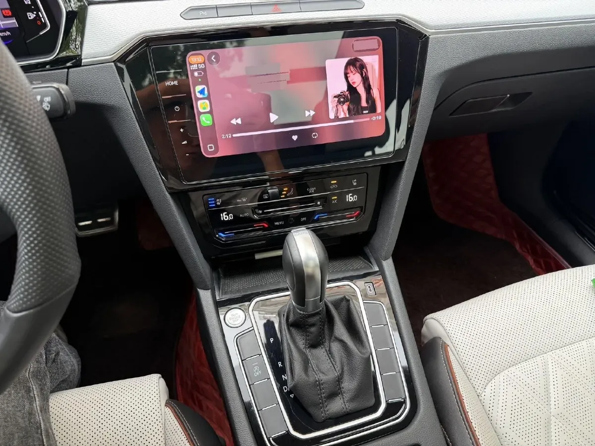 2025 Volkswagen Magotan 2.0T 186HP L4 7DCT,autocango,china used car exporter,china ev exporter,chinese used car exporter,chinese used ev exporter