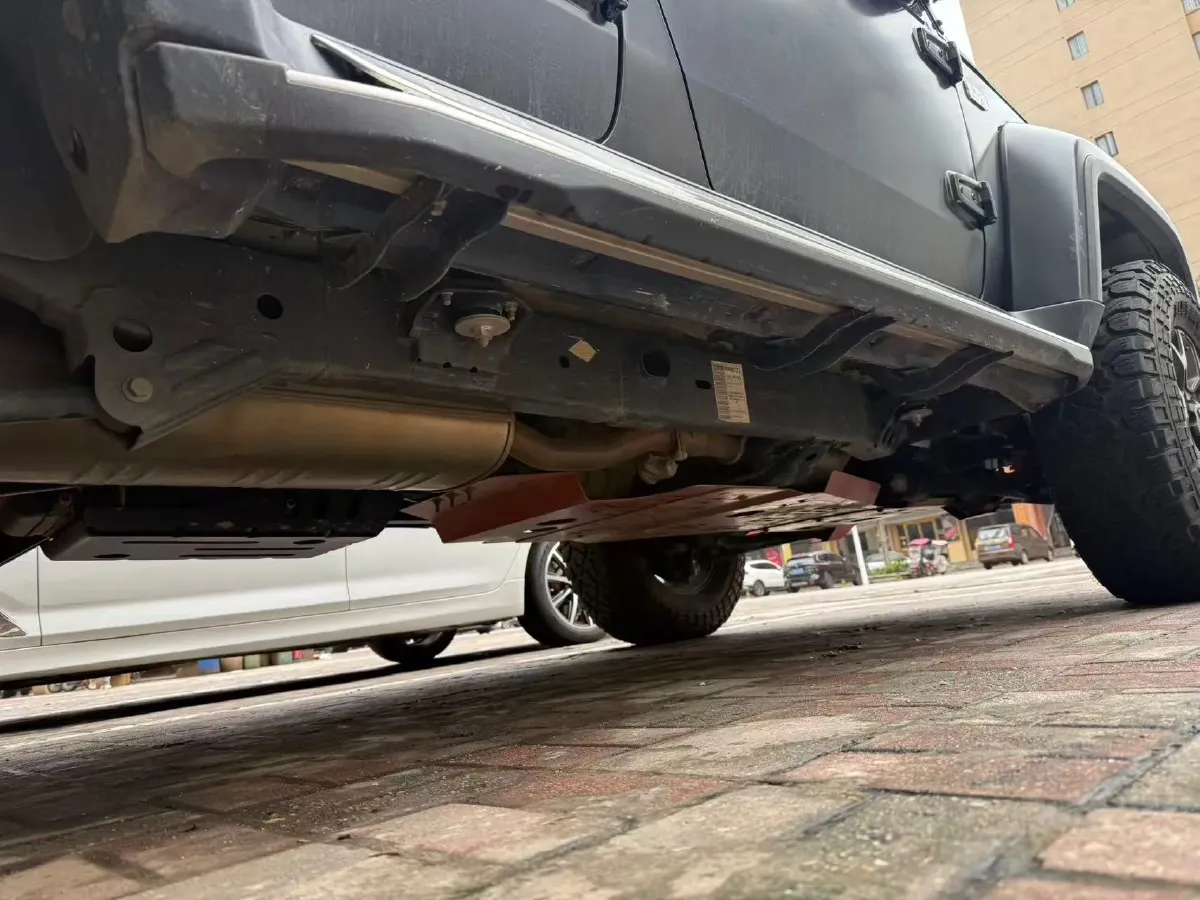 2023 Beijing BJ40 2.0T 163HP L4 8AT,autocango,china used car exporter,china ev exporter,chinese used car exporter,chinese used ev exporter