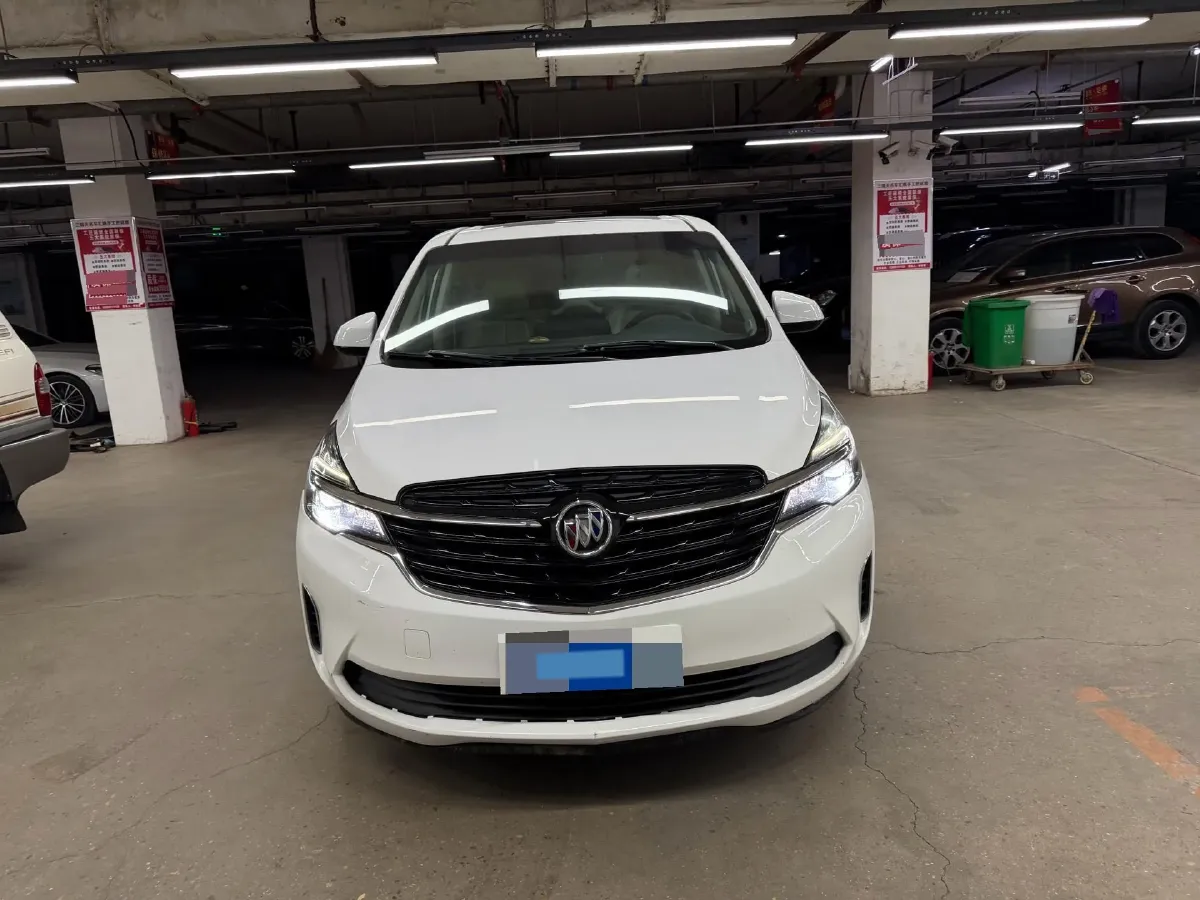 2020 Buick GL8 2.0T 237HP L4 9AT,autocango,china used car exporter,china ev exporter,chinese used car exporter,chinese used ev exporter