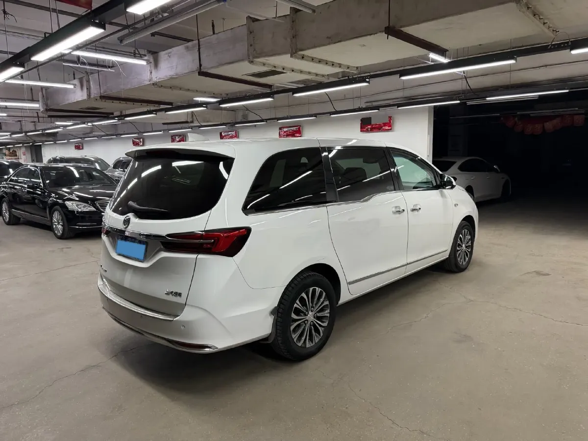 2020 Buick GL8 2.0T 237HP L4 9AT,autocango,china used car exporter,china ev exporter,chinese used car exporter,chinese used ev exporter