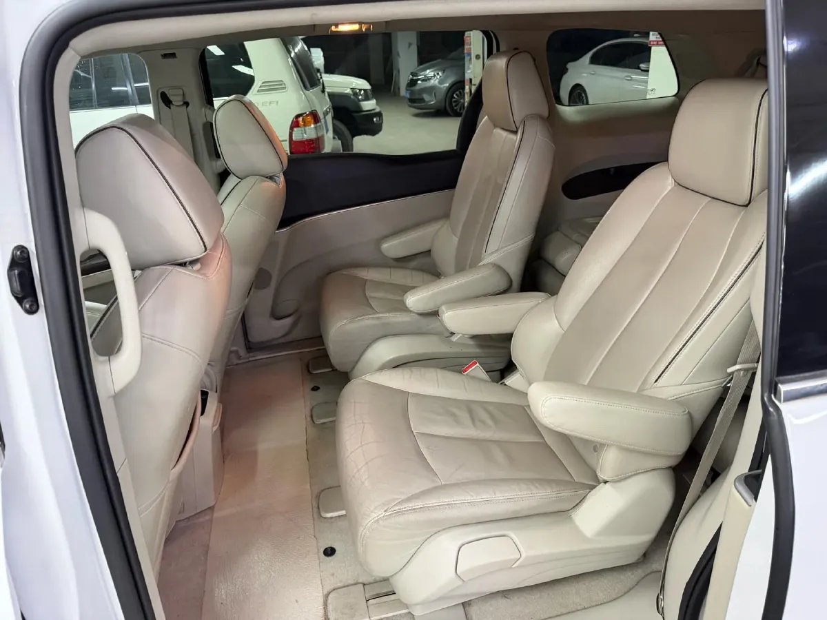 2020 Buick GL8 2.0T 237HP L4 9AT,autocango,china used car exporter,china ev exporter,chinese used car exporter,chinese used ev exporter