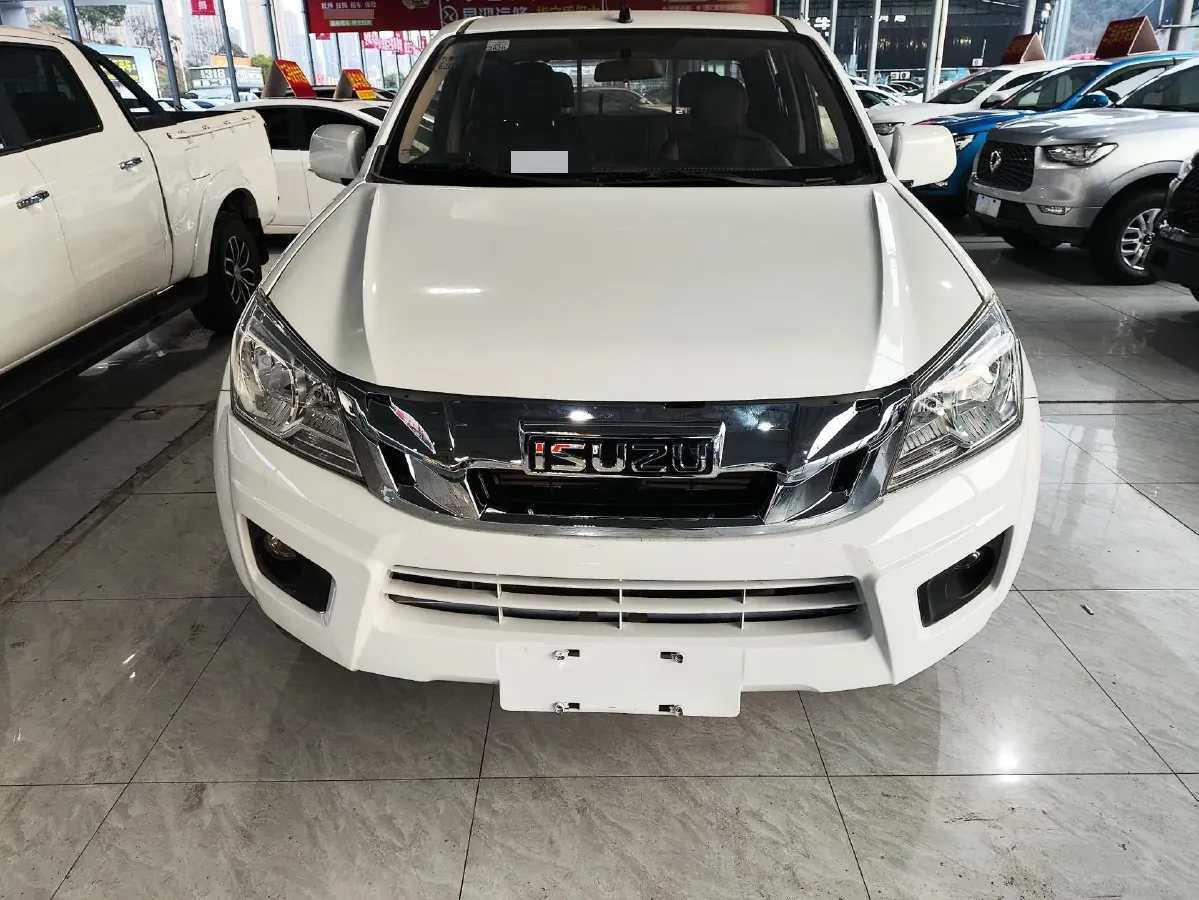 2018 Isuzu LingTuo 2.5T 129HP L4 6MT,autocango,china used car exporter,china ev exporter,chinese used car exporter,chinese used ev exporter