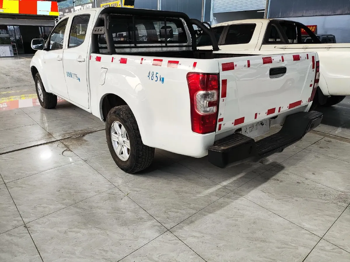 2018 Isuzu LingTuo 2.5T 129HP L4 6MT,autocango,china used car exporter,china ev exporter,chinese used car exporter,chinese used ev exporter