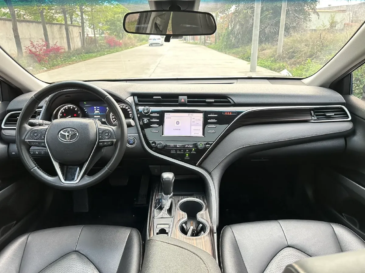 2018 Toyota Camry 2.0L 169HP L4 6AT,autocango,china used car exporter,china ev exporter,chinese used car exporter,chinese used ev exporter