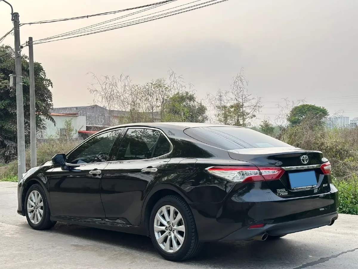 2018 Toyota Camry 2.0L 169HP L4 6AT,autocango,china used car exporter,china ev exporter,chinese used car exporter,chinese used ev exporter