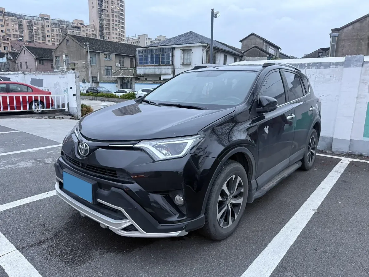 2019 Toyota Camry 2.0L 178HP L4 CVT,autocango,china used car exporter,china ev exporter,chinese used car exporter,chinese used ev exporter