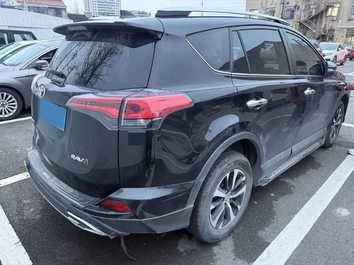 2019 Toyota Camry 2.0L 178HP L4 CVT,autocango,china used car exporter,china ev exporter,chinese used car exporter,chinese used ev exporter