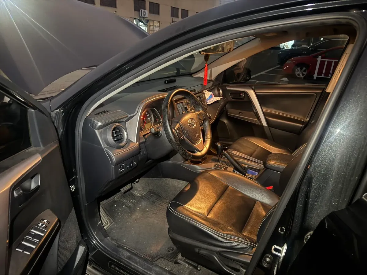 2019 Toyota Camry 2.0L 178HP L4 CVT,autocango,china used car exporter,china ev exporter,chinese used car exporter,chinese used ev exporter