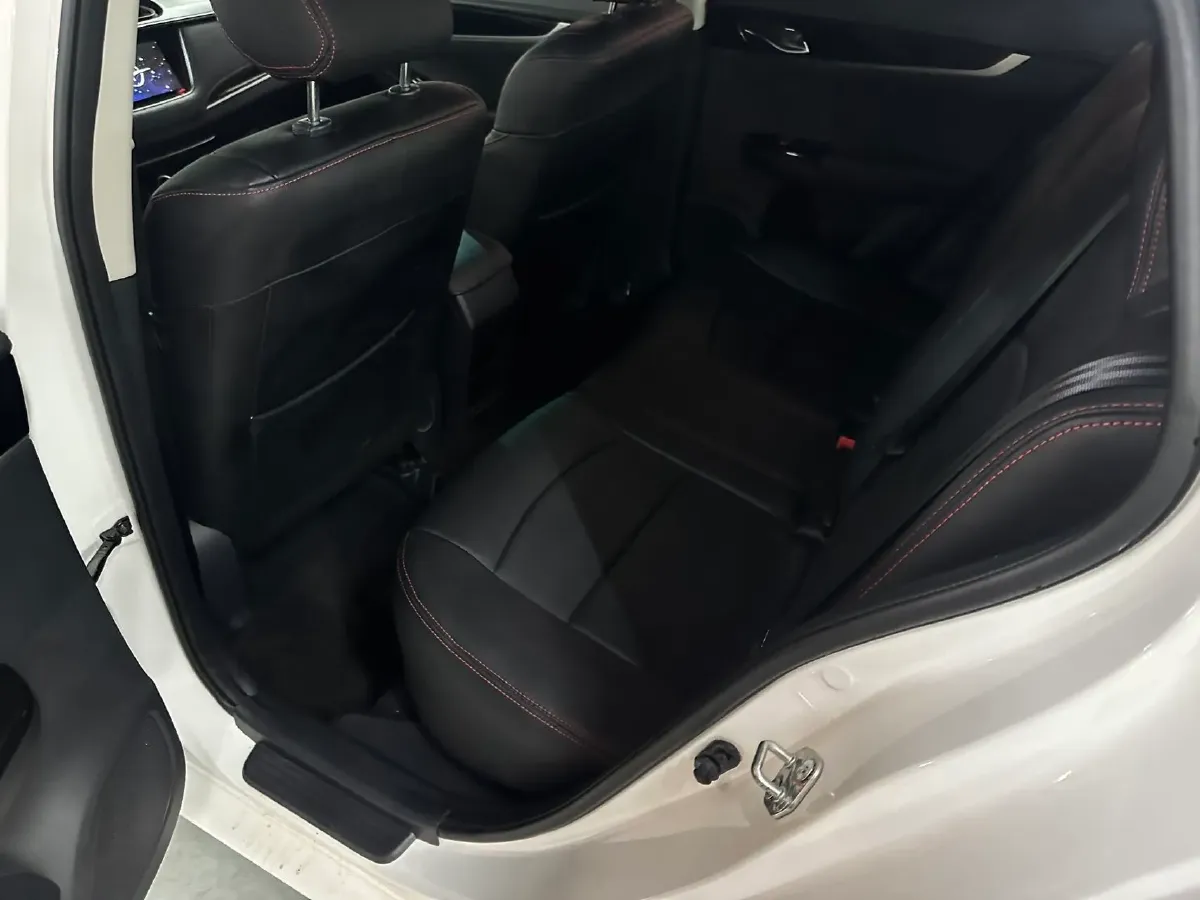 2017 HaiMa Family 1.6L 125HP L4 6MT,autocango,china used car exporter,china ev exporter,chinese used car exporter,chinese used ev exporter