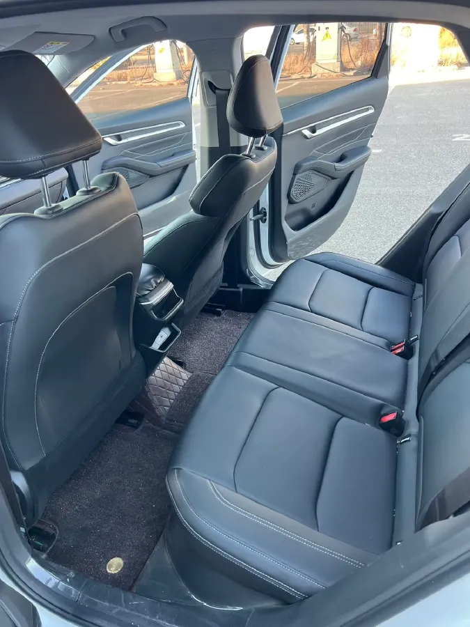 2026 Geely Emgrand 1.5L 120HP L4 5MT,autocango,china used car exporter,china ev exporter,chinese used car exporter,chinese used ev exporter