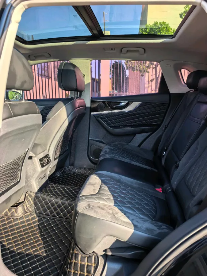 2019 HongQi HS5 2.0T 224HP L4 6AT,autocango,china used car exporter,china ev exporter,chinese used car exporter,chinese used ev exporter