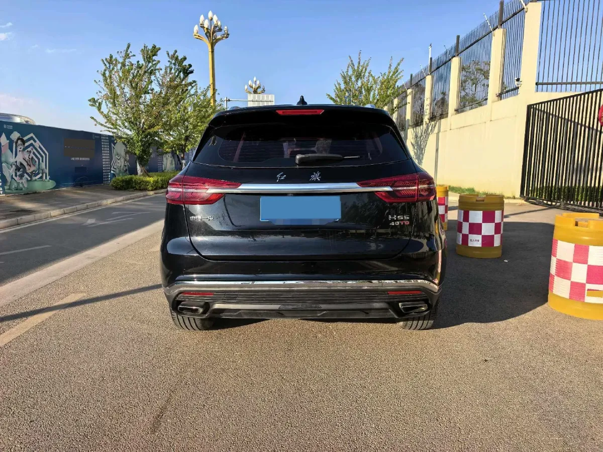 2019 HongQi HS5 2.0T 224HP L4 6AT,autocango,china used car exporter,china ev exporter,chinese used car exporter,chinese used ev exporter