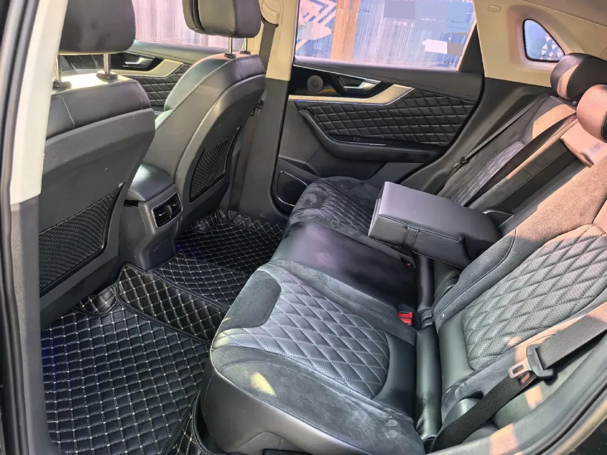 2019 HongQi HS5 2.0T 224HP L4 6AT,autocango,china used car exporter,china ev exporter,chinese used car exporter,chinese used ev exporter