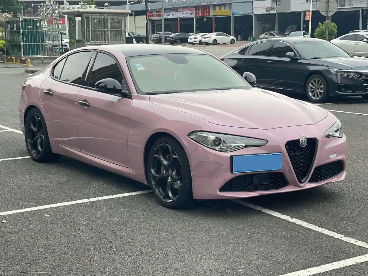 2017 Toyota Highlander 2.0T 220HP L4 6AT,autocango,china used car exporter,china ev exporter,chinese used car exporter,chinese used ev exporter