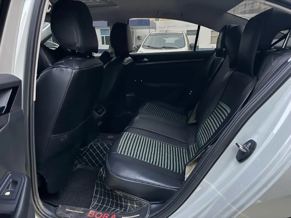 2021 Volkswagen Bora 1.5L 113HP L4 6AT,autocango,china used car exporter,china ev exporter,chinese used car exporter,chinese used ev exporter