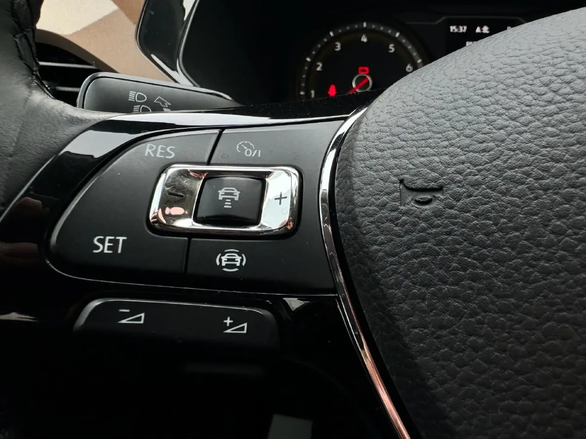 2022 Volkswagen Tharu 1.4T 150HP L4 7DCT,autocango,china used car exporter,china ev exporter,chinese used car exporter,chinese used ev exporter