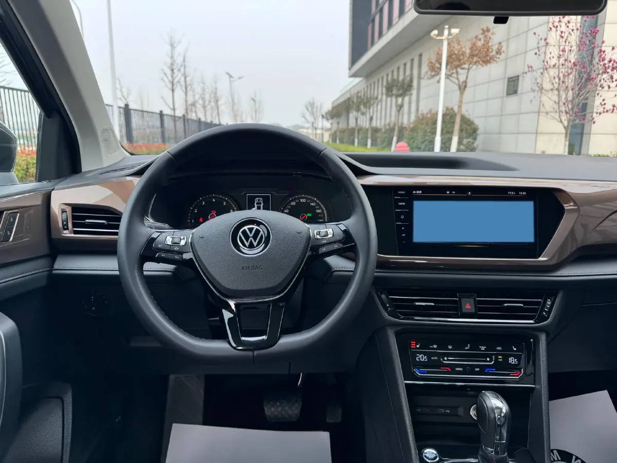 2022 Volkswagen Tharu 1.4T 150HP L4 7DCT,autocango,china used car exporter,china ev exporter,chinese used car exporter,chinese used ev exporter