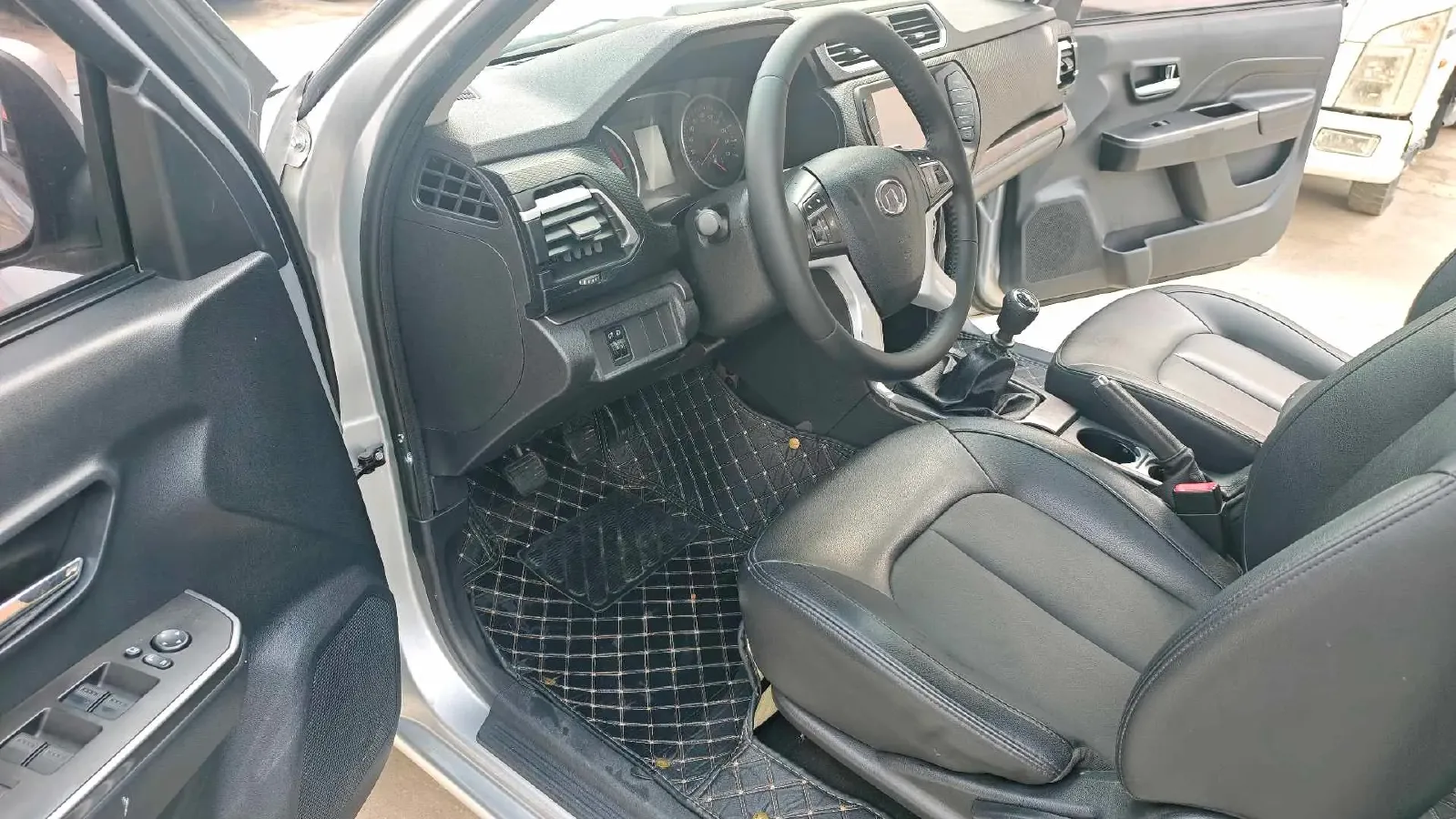 2017 Great Wall Wingle 5 2.0T 129HP L4 6MT,autocango,china used car exporter,china ev exporter,chinese used car exporter,chinese used ev exporter