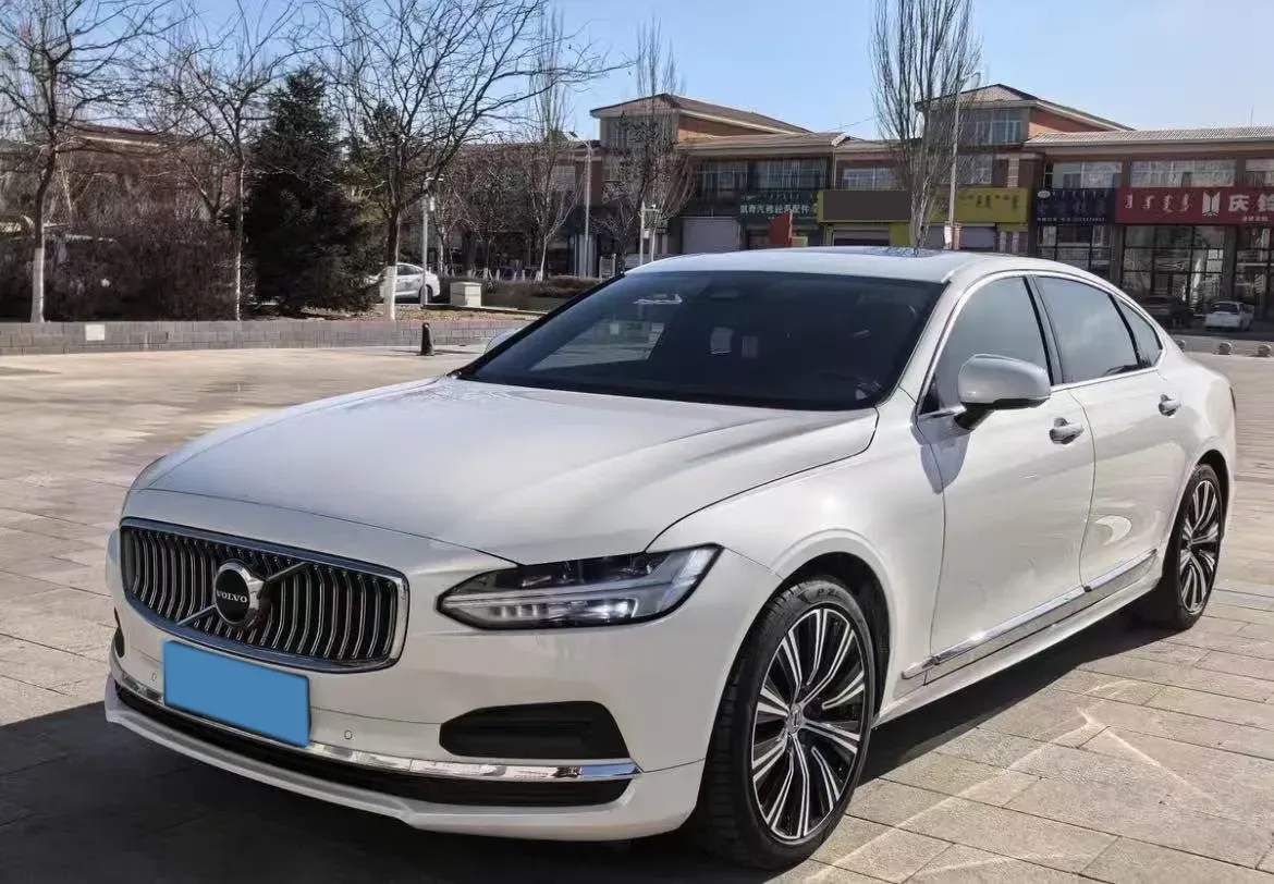 2021 Volvo S90 2.0T 250HP L4 8AT,autocango,china used car exporter,china ev exporter,chinese used car exporter,chinese used ev exporter