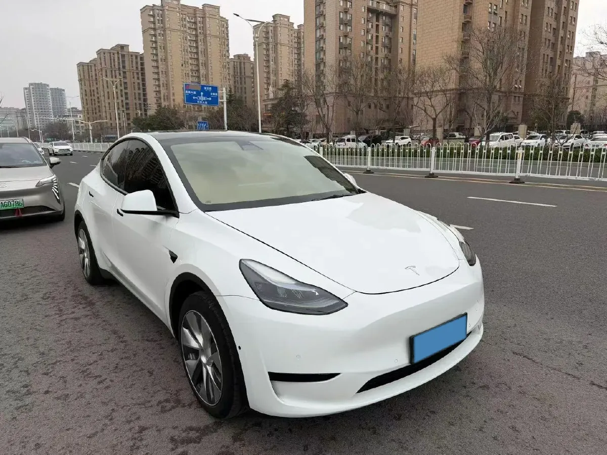 2022 Tesla Model Y BEV 60KWH,autocango,china used car exporter,china ev exporter,chinese used car exporter,chinese used ev exporter