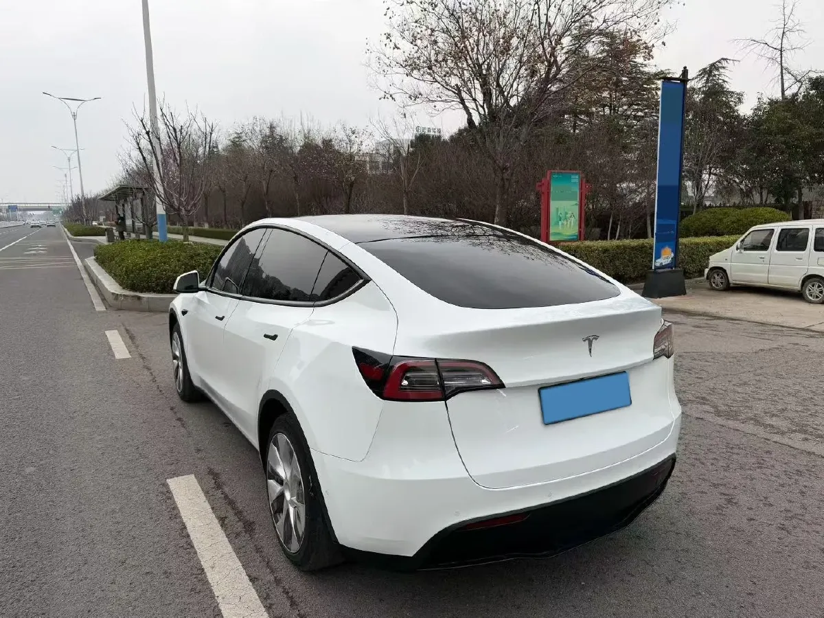 2022 Tesla Model Y BEV 60KWH,autocango,china used car exporter,china ev exporter,chinese used car exporter,chinese used ev exporter