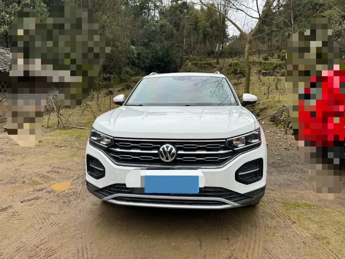 2019 MINI CLUBMAN 1.5T 102HP L3 6AT,autocango,china used car exporter,china ev exporter,chinese used car exporter,chinese used ev exporter