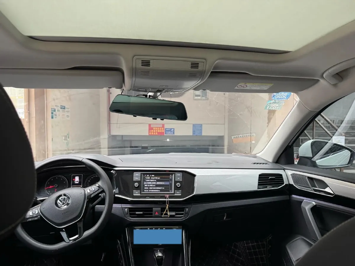 2019 MINI CLUBMAN 1.5T 102HP L3 6AT,autocango,china used car exporter,china ev exporter,chinese used car exporter,chinese used ev exporter