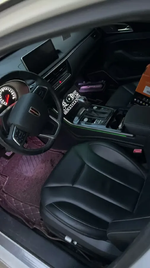 2019 HongQi H5 1.8T 180HP L4 6AT,autocango,china used car exporter,china ev exporter,chinese used car exporter,chinese used ev exporter