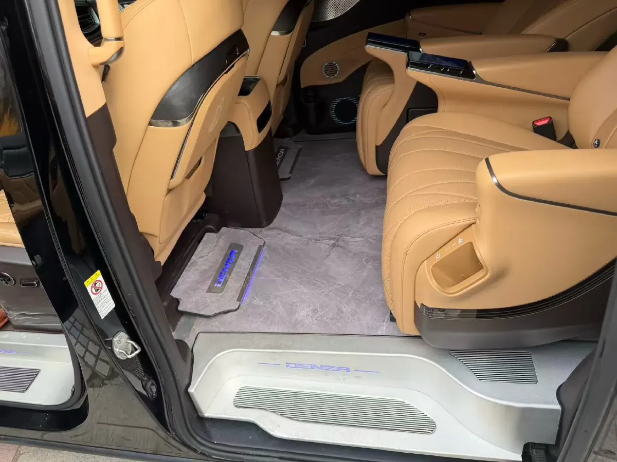 2025 Denza D9 1.5T 156HP L4 E-CVT PHEV 40KWH,autocango,china used car exporter,china ev exporter,chinese used car exporter,chinese used ev exporter