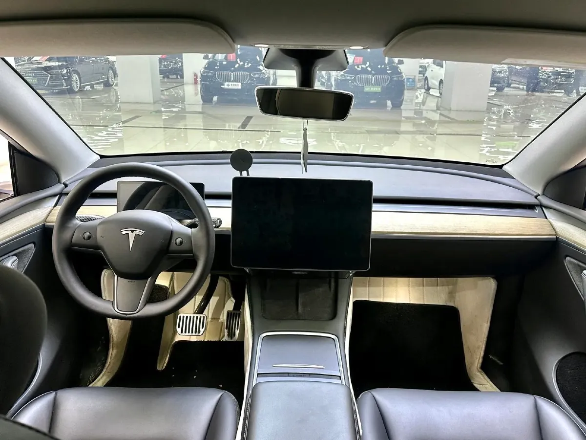 2021 MINI COUNTRYMAN 1.5T 136HP L3 8AT,autocango,china used car exporter,china ev exporter,chinese used car exporter,chinese used ev exporter