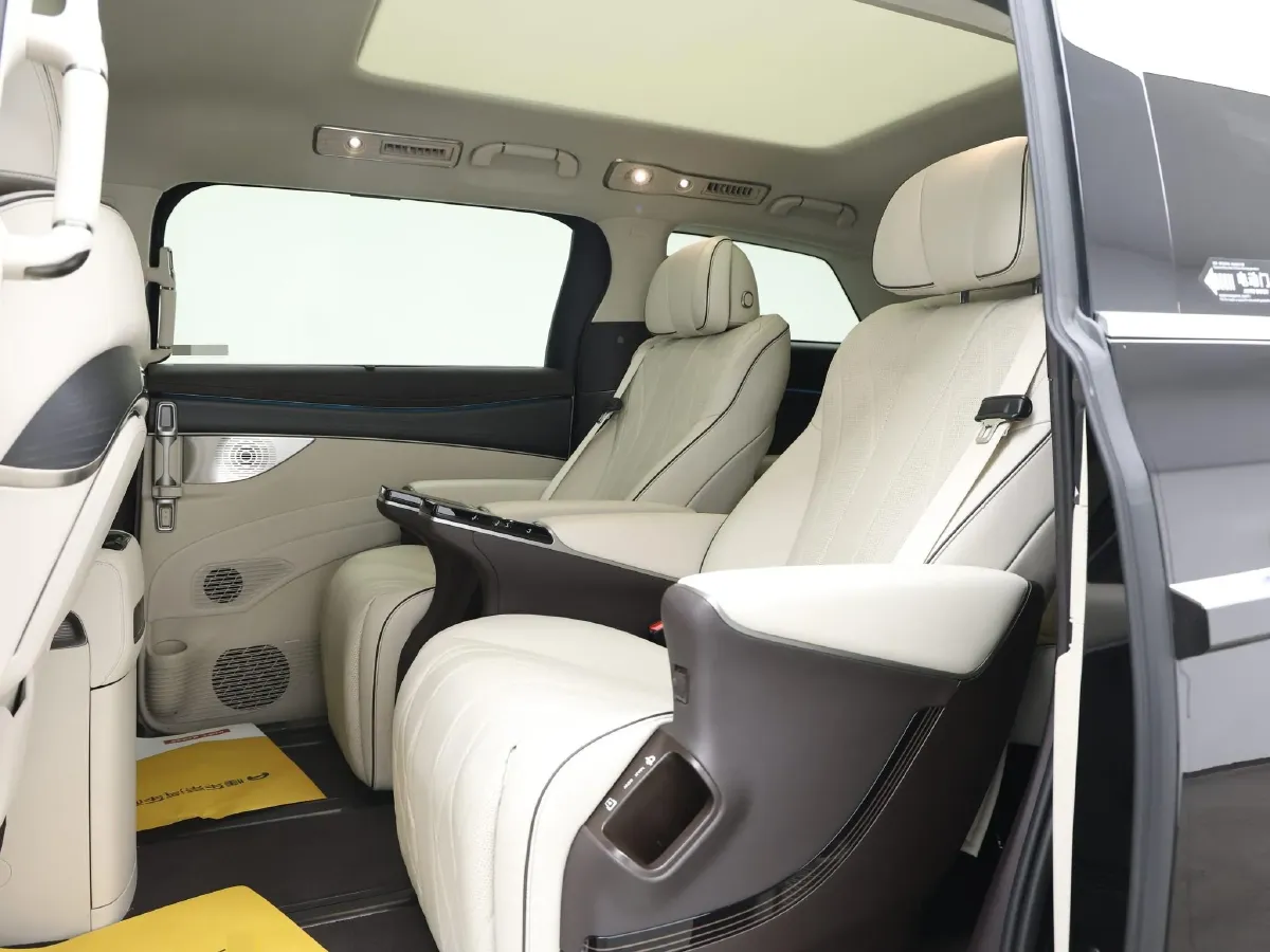 2024 Denza D9 1.5T 139HP L4 E-CVT PHEV 40KWH,autocango,china used car exporter,china ev exporter,chinese used car exporter,chinese used ev exporter