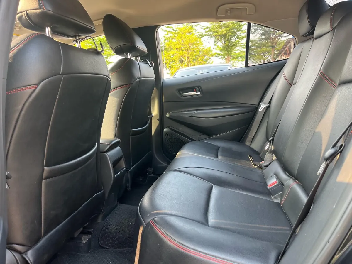 2021 Toyota Corolla 1.2T 116HP L4 CVT,autocango,china used car exporter,china ev exporter,chinese used car exporter,chinese used ev exporter