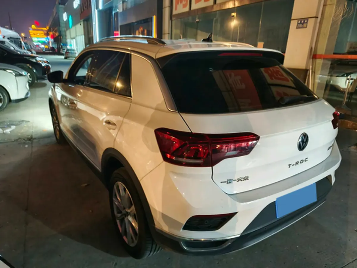 2021 Volkswagen T-Roc 1.4T 150HP L4 7DCT,autocango,china used car exporter,china ev exporter,chinese used car exporter,chinese used ev exporter
