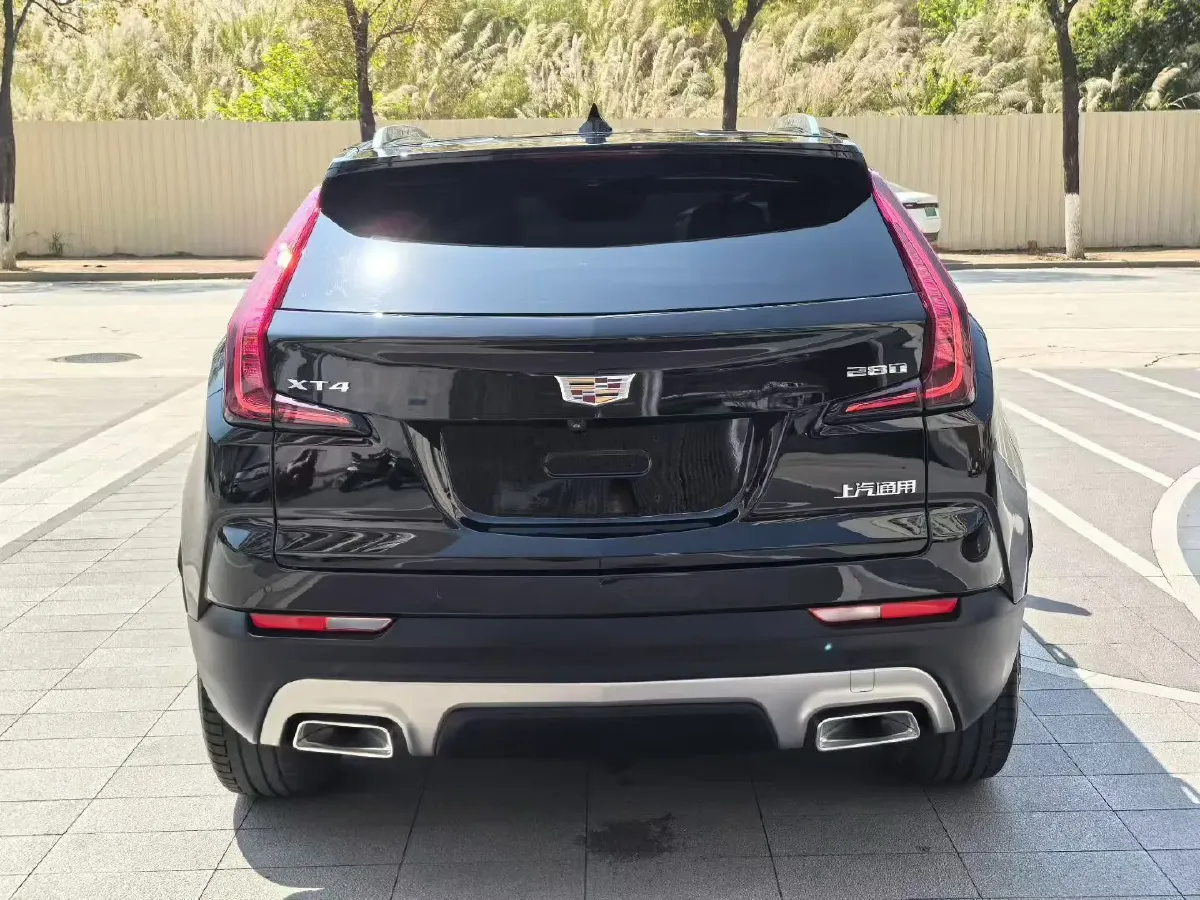 2021 Cadillac XT4 2.0T 237HP L4 9AT,autocango,china used car exporter,china ev exporter,chinese used car exporter,chinese used ev exporter