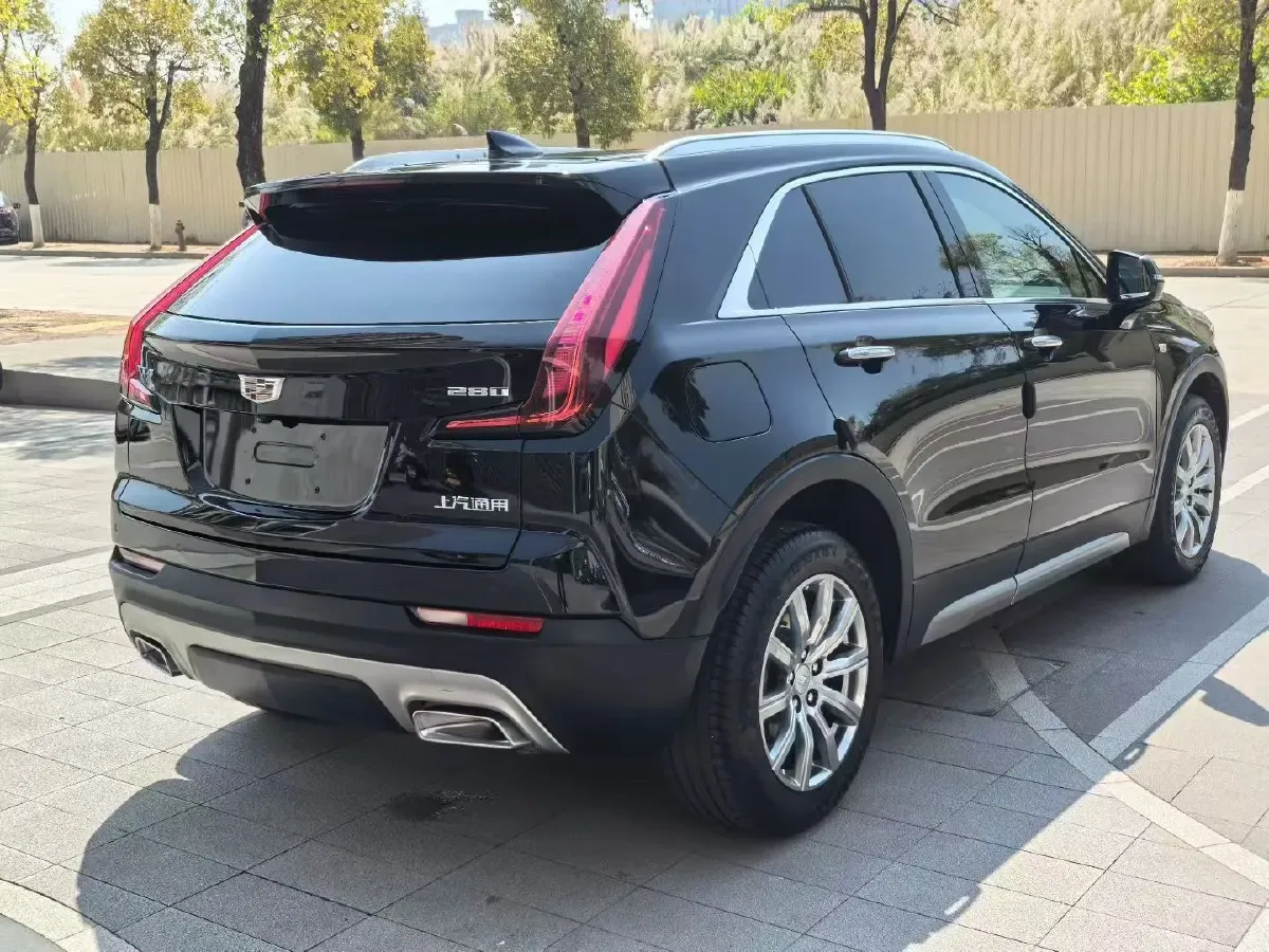 2021 Cadillac XT4 2.0T 237HP L4 9AT,autocango,china used car exporter,china ev exporter,chinese used car exporter,chinese used ev exporter