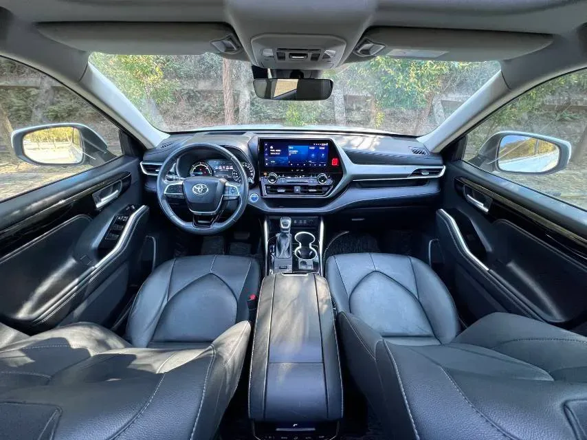 2022 Toyota Highlander 2.5L 192HP L4 E-CVT Hybrid,autocango,china used car exporter,china ev exporter,chinese used car exporter,chinese used ev exporter