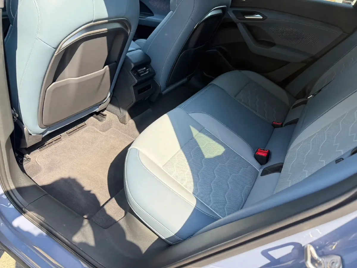 2026 Audi Q6L Sportback e-tron BEV,autocango,china used car exporter,china ev exporter,chinese used car exporter,chinese used ev exporter