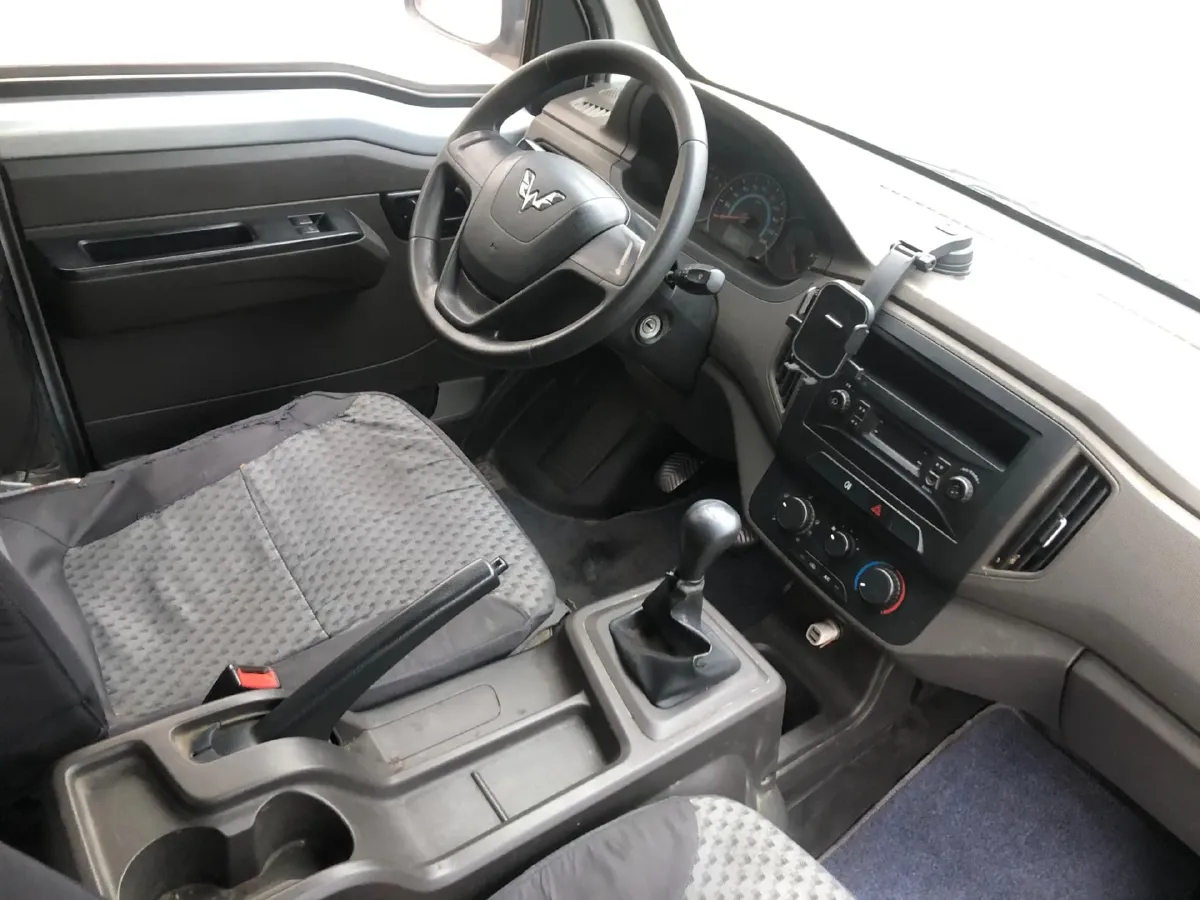 2019 WuLing RongGuang New Truck 1.5L 107HP L4 5MT,autocango,china used car exporter,china ev exporter,chinese used car exporter,chinese used ev exporter