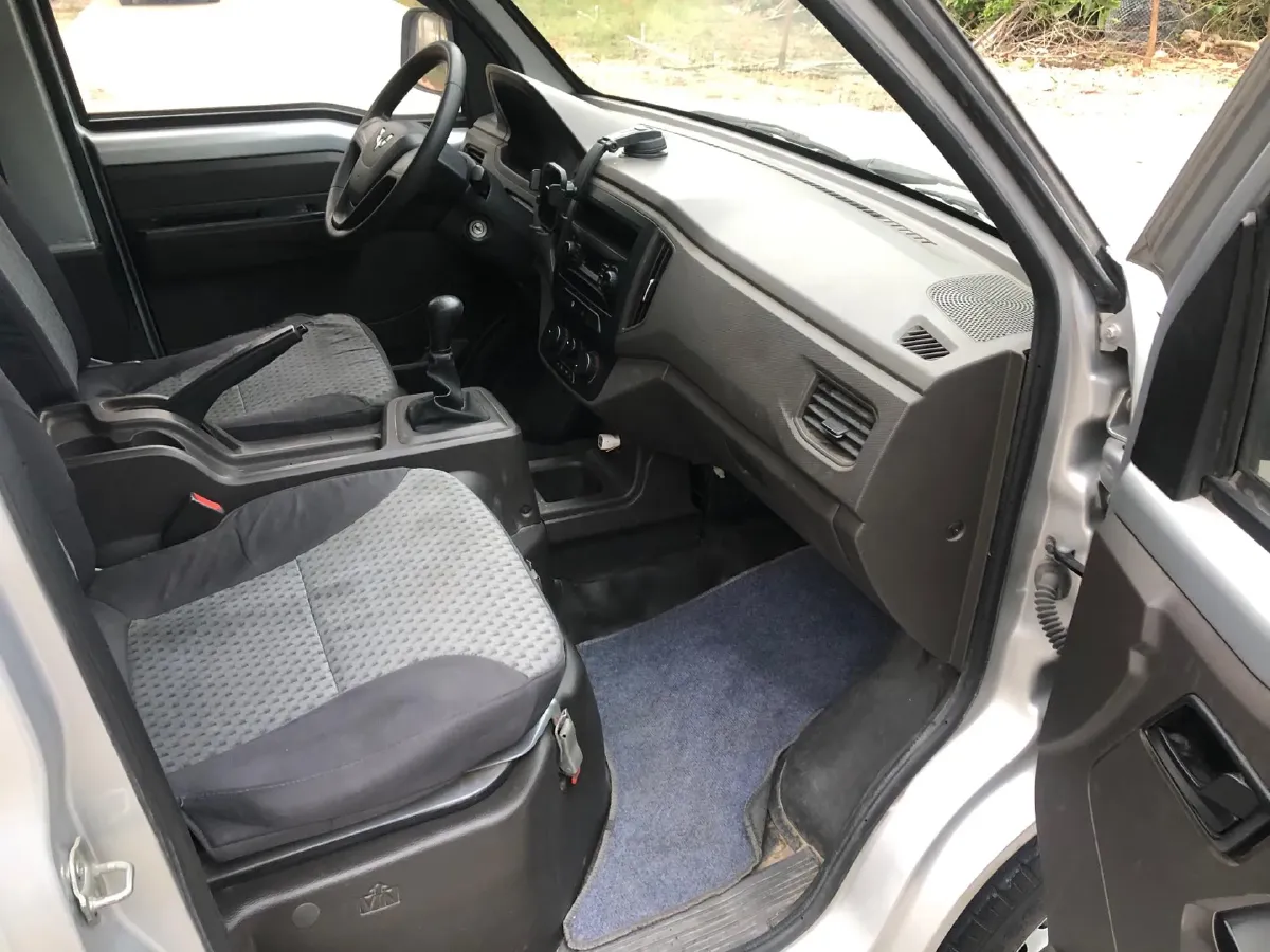 2019 WuLing RongGuang New Truck 1.5L 107HP L4 5MT,autocango,china used car exporter,china ev exporter,chinese used car exporter,chinese used ev exporter