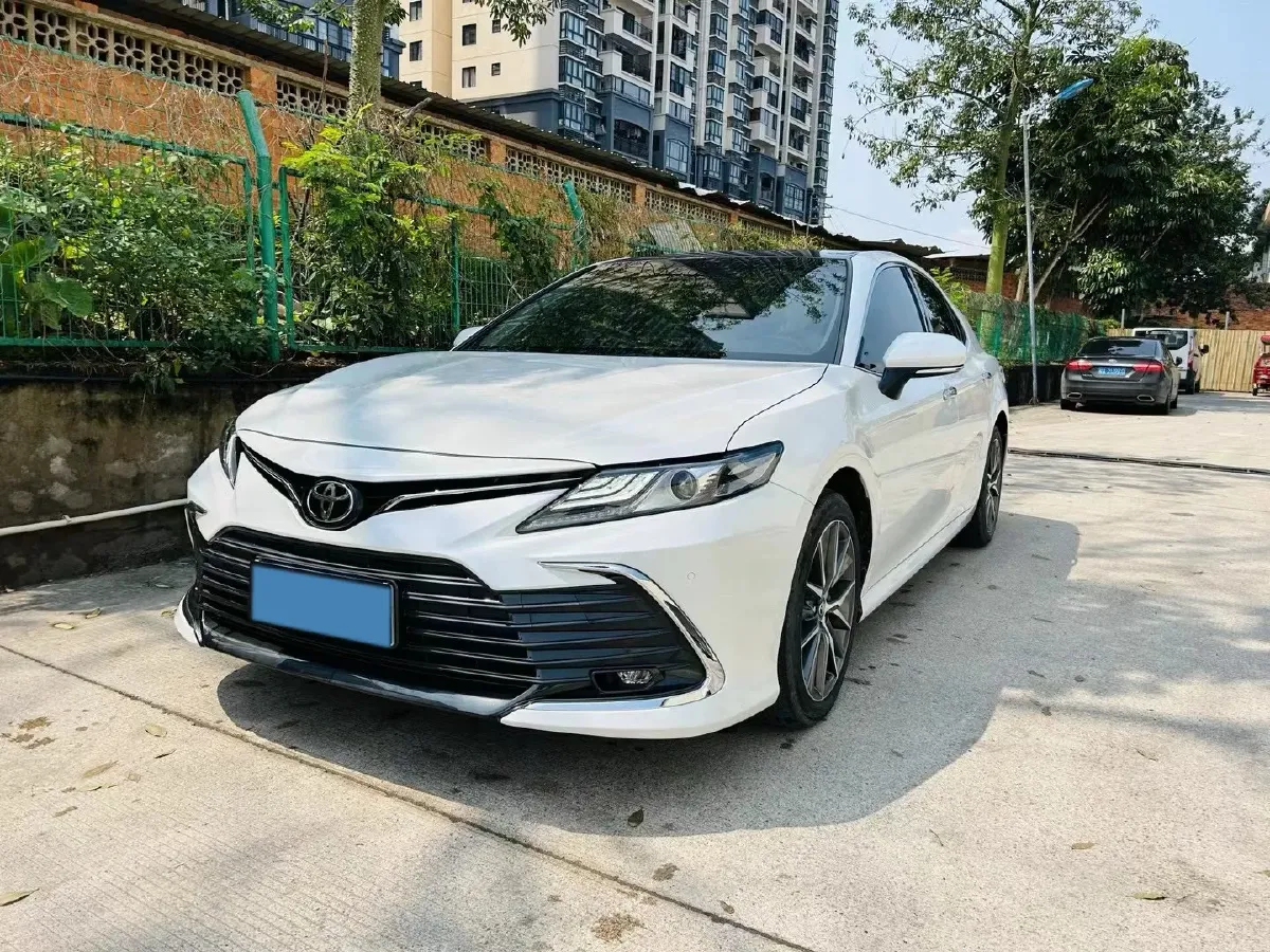 2021 Toyota Camry 2.5L 209HP L4 8AT,autocango,china used car exporter,china ev exporter,chinese used car exporter,chinese used ev exporter